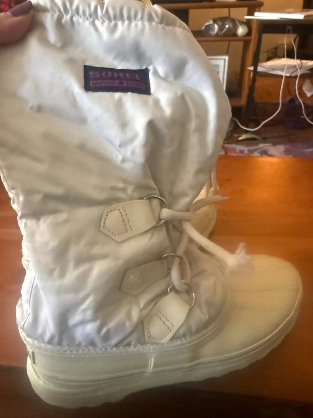 Sorel nylon rubber